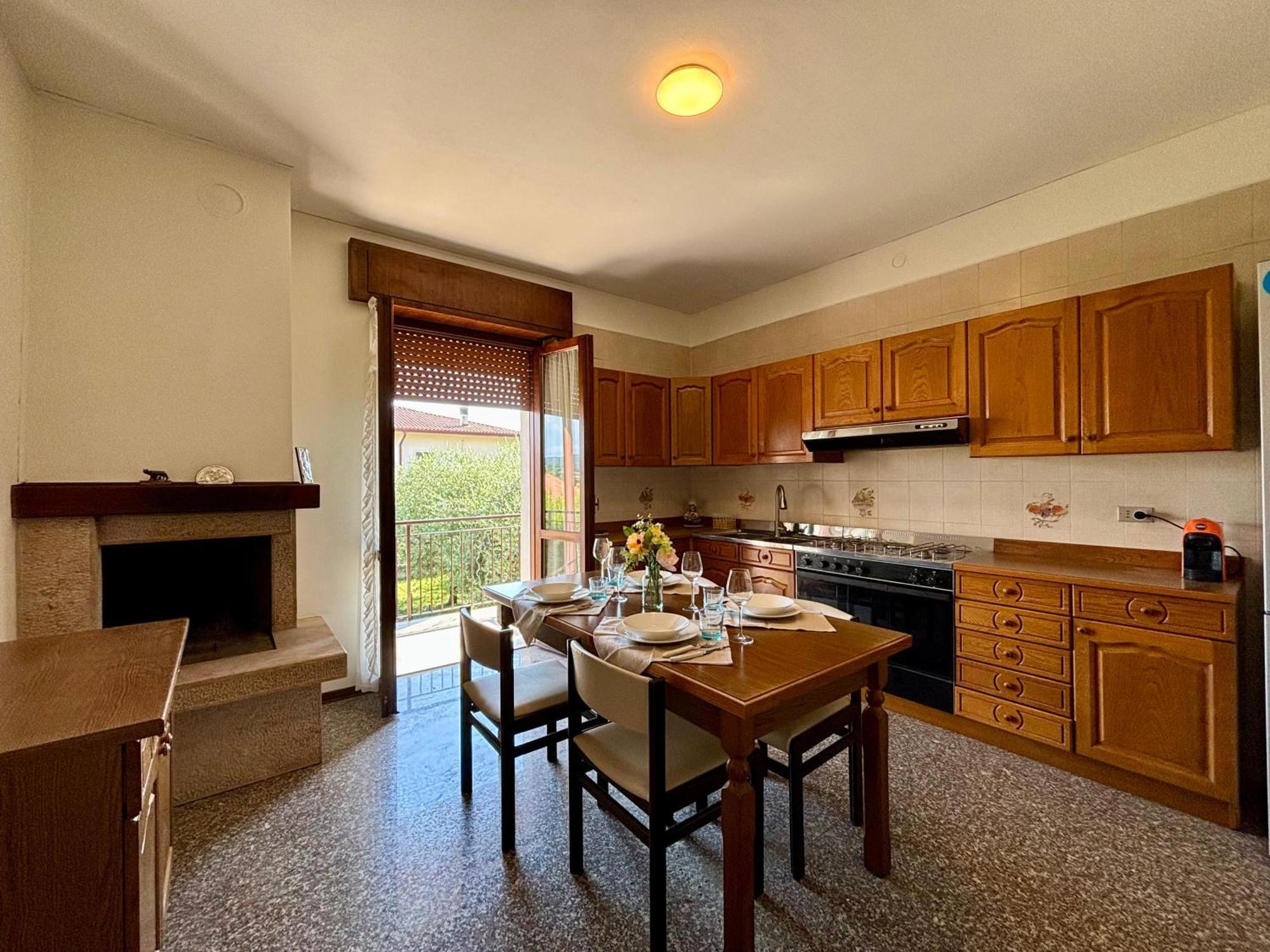 Casa Aurelio 2 Min Dall'Ospedale Negrar Ngoại thất bức ảnh